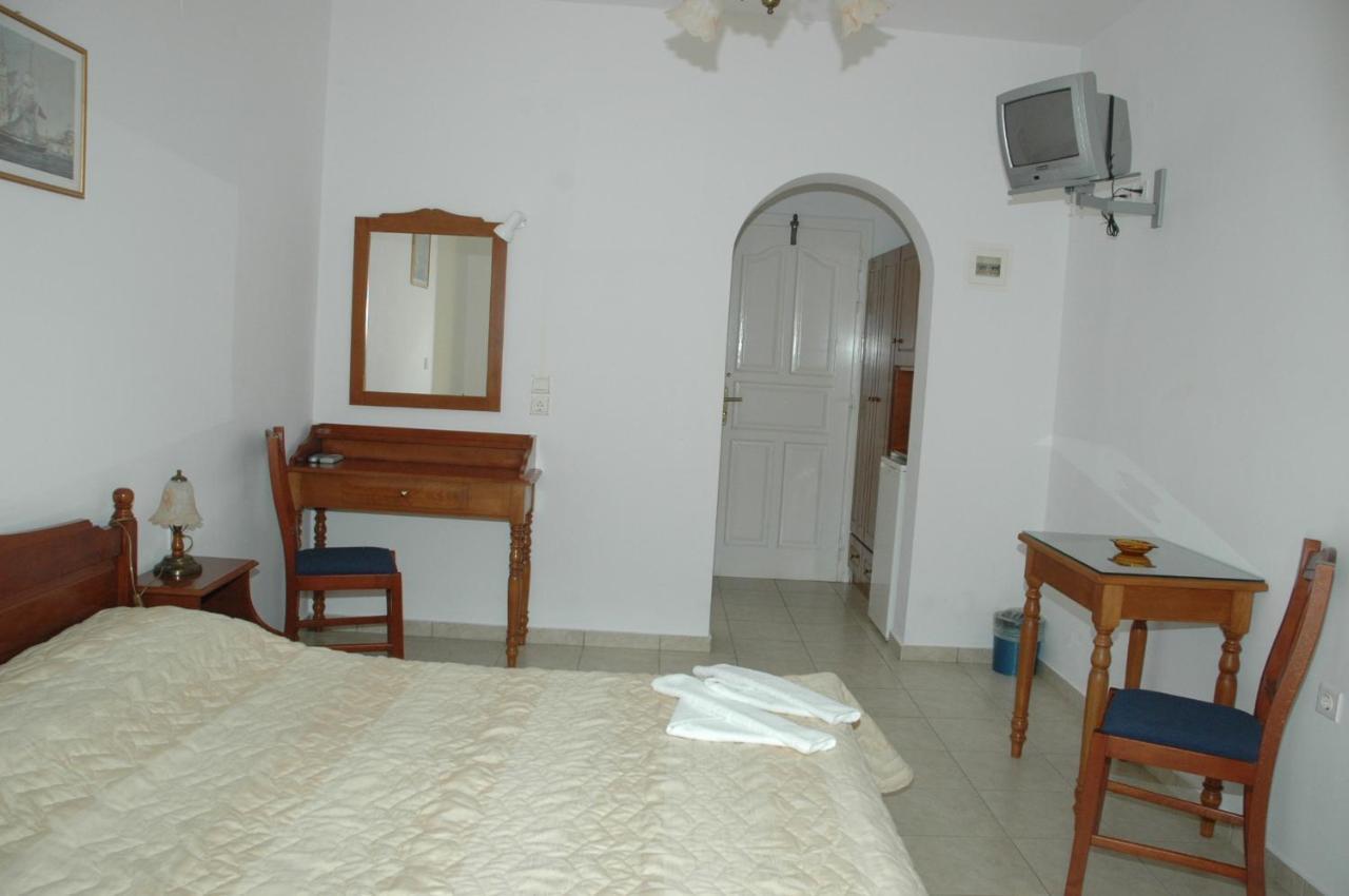 Hotel Filoxenia Aegiali Rom bilde